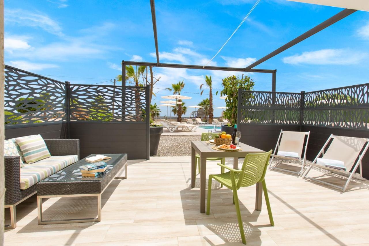 Malgrat De Mar Beachfront Village Номер фото