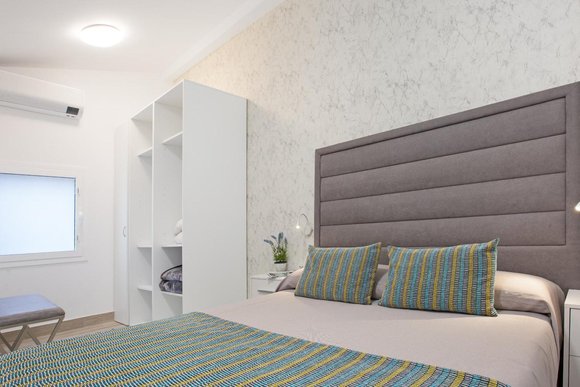 Malgrat De Mar Beachfront Village Номер фото